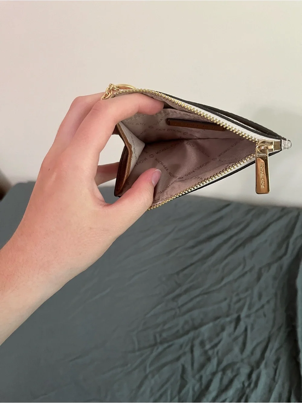 Michael Kors Signature Key Pouch in Light Taupe with Gold Hardware